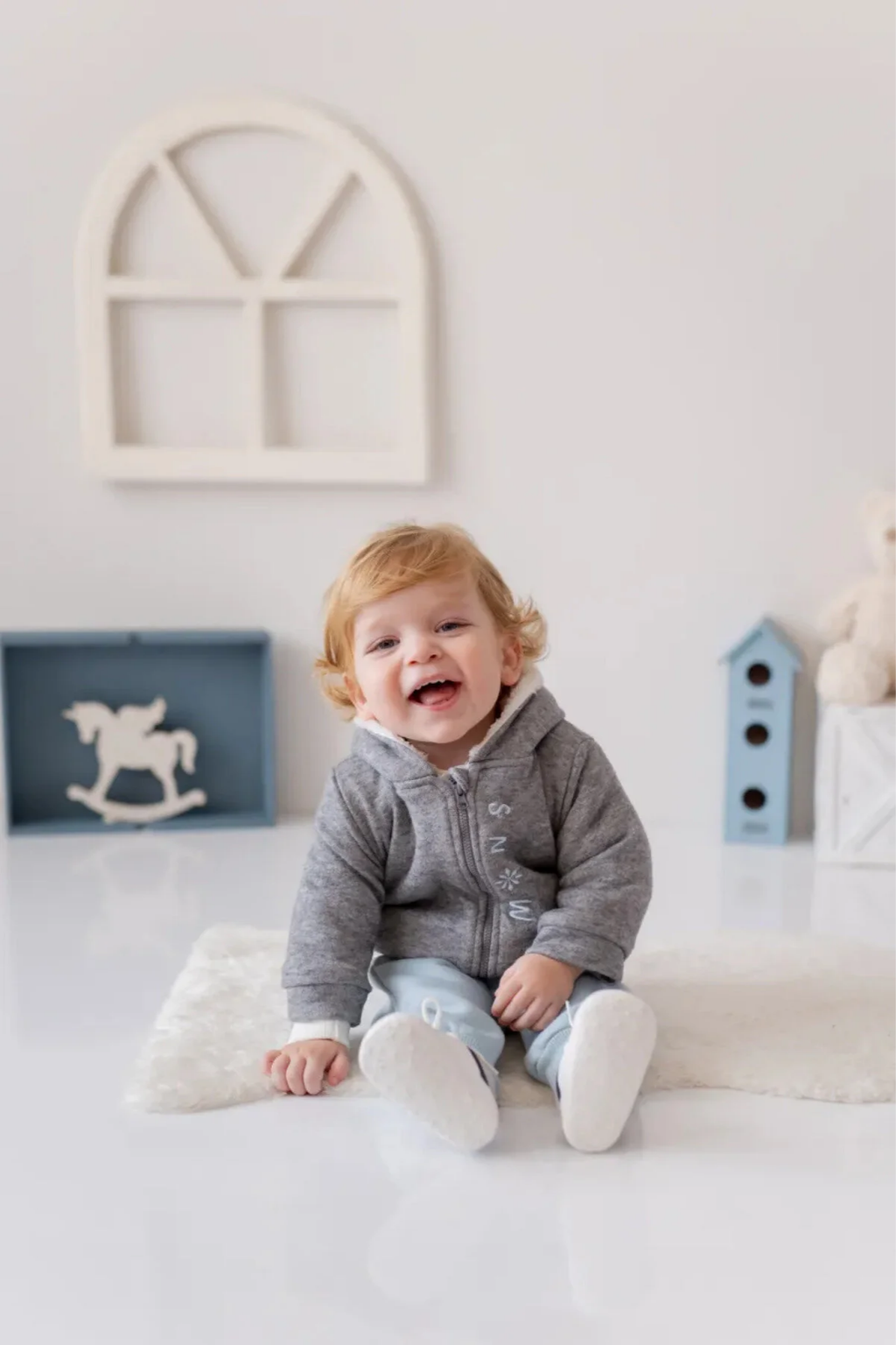 Erkek Bebek 3'lü Takım – %100 Pamuklu Uzun Kollu Sweatshirt ve Pantolon Seti