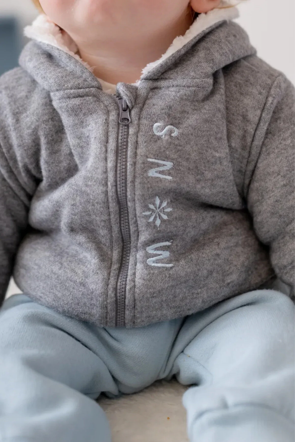 Erkek Bebek 3'lü Takım – %100 Pamuklu Uzun Kollu Sweatshirt ve Pantolon Seti